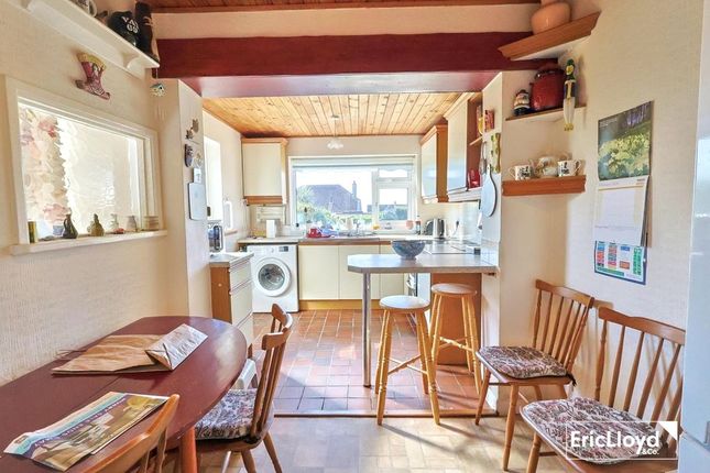 23, Gillard Road, Brixham photo 4