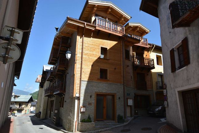 Apartment for sale in Bozel, Savoie, Rhône-Alpes, France