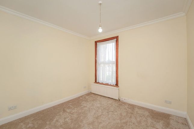 36 Kingsley Road, London photo 5