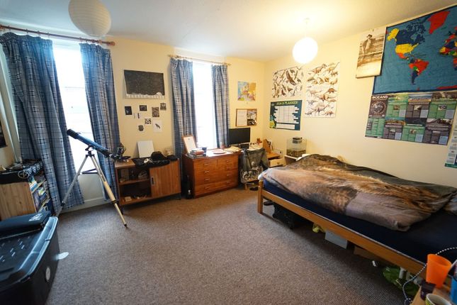 13, Midland Avenue, Nottinghamshire photo 5