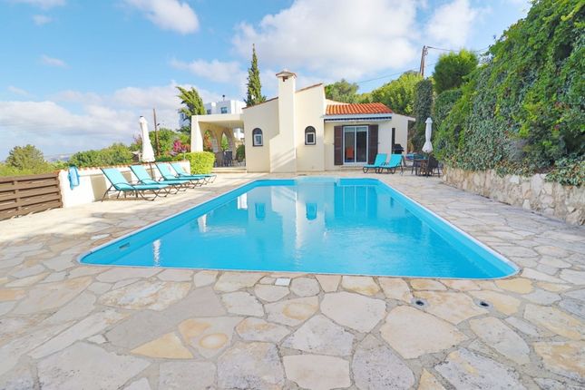 Thumbnail Bungalow for sale in Kamares, Paphos, Cyprus