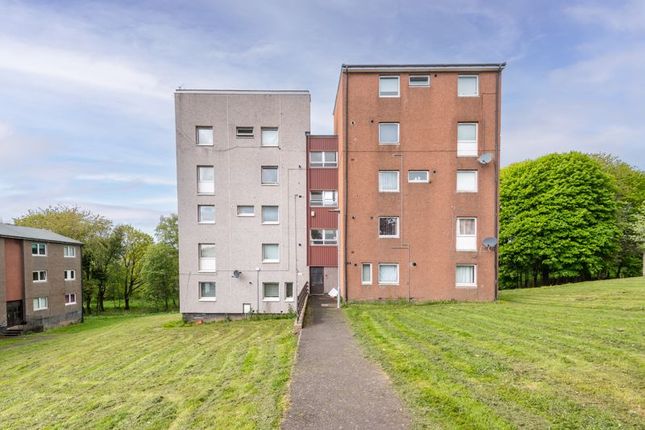Thumbnail Flat for sale in Thurso Crescent, Dundee