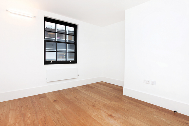Flat to rent in Parsons Green, London