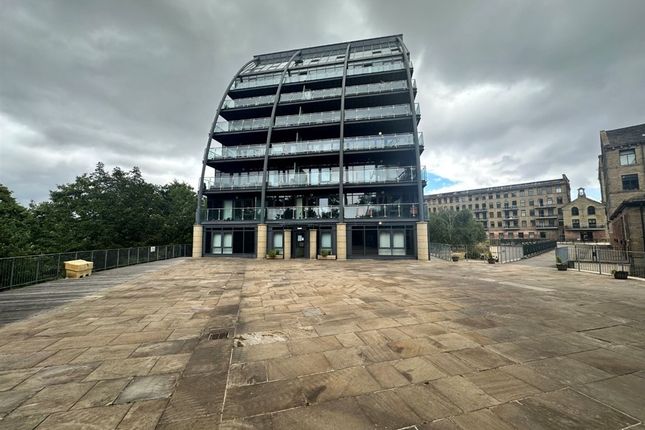 2-bed flat on Apartment 315, Vm2, Salts Mill Road, SHIPLEY, £40,000