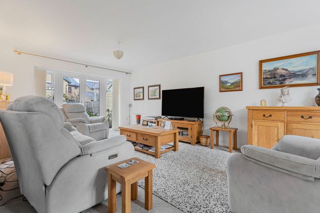 14, Clover Drive, Cheltenham photo 2
