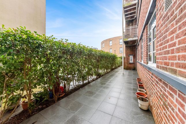 Apartment 5, St. Winefrides, Romilly Crescent, Cardiff photo 4