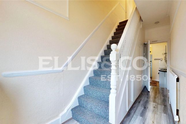 53, Masons Avenue, Harrow photo 5