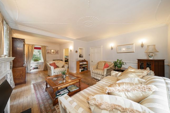 Haughfield House 50, North Street, Cupar photo 4