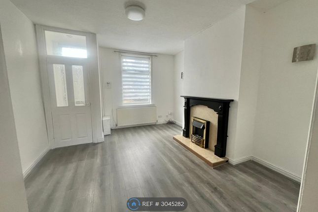 Ardwick St, St Helens photo 2