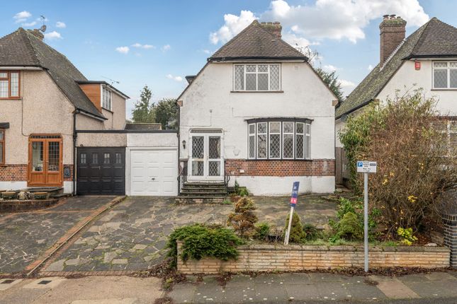 3-bed detached on 15, York Road, Northwood, £700,000