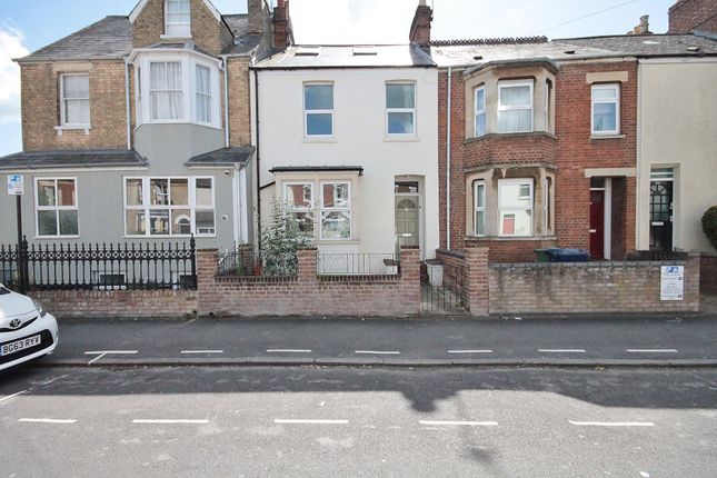 Thumbnail Terraced house to rent in Hurst Street, Cowley, East Oxford