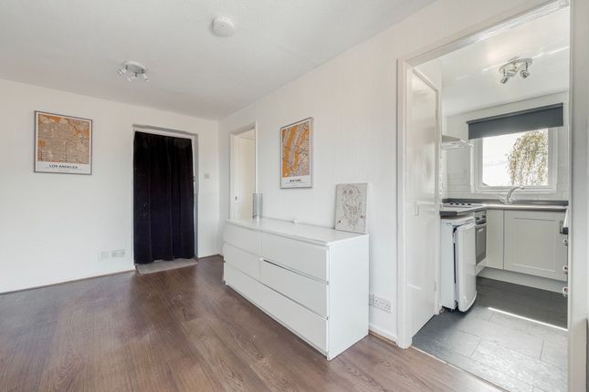 24 Fisher Road, Diss photo 2