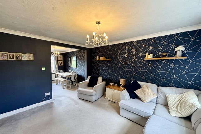 17, Danes Hill, Chepstow photo 3