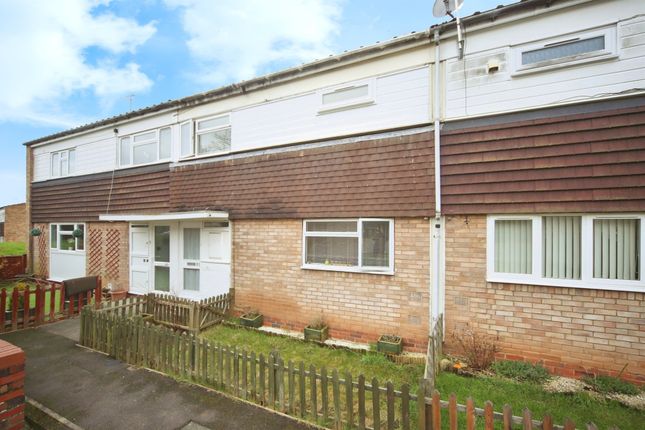 Thumbnail Terraced house for sale in Bushley Close, Redditch