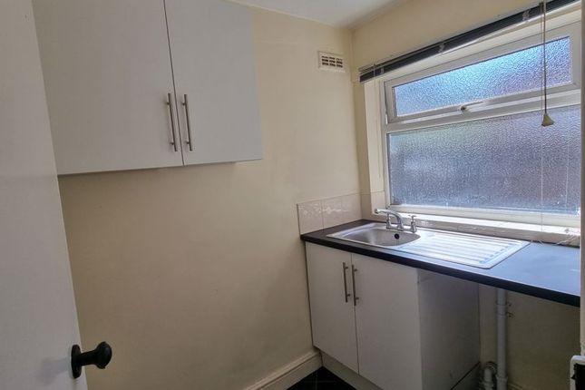 Terraced house to rent in 3 Myrtle Place, Off Pershore Road, Selly Park, Birmingham