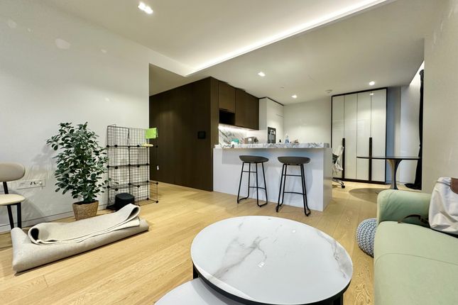 405, 30 Casson Square 3, Casson Square, London photo 3