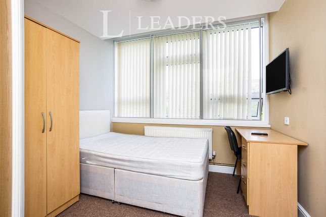 Thumbnail Room to rent in Guildhall Walk, Portsmouth