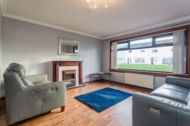 70, Russell Place, Linwood photo 3