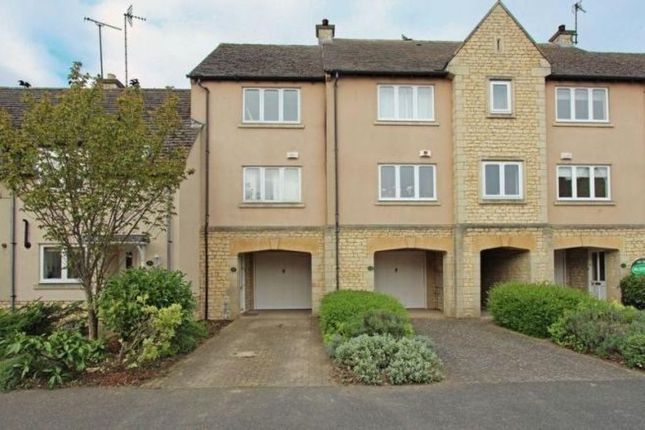 Thumbnail Town house for sale in Gresley Drive, Stamford