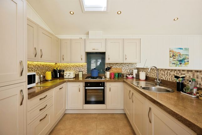Lodge 8, Saxon Maybank, Sherborne photo 3