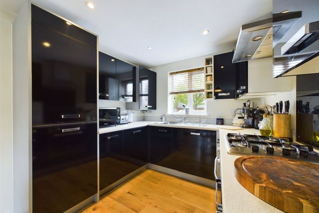 Flat 1, 3, Bledisloe Way, Gloucester photo 4