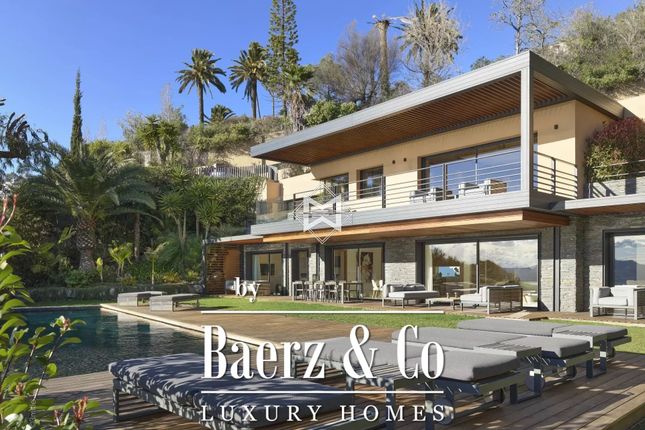 Villa for sale in 15 Av. Laugier, 06400 Cannes, France