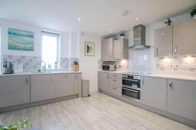 Biscoe Way, Wokingham photo 4