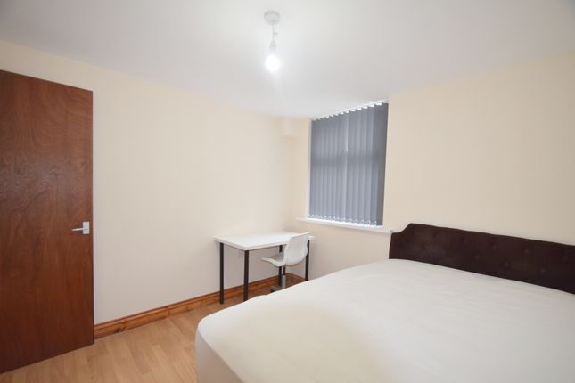Moy Road, Cardiff photo 3