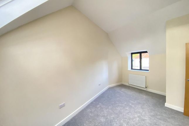 Town house for sale in West Street, Ringwood