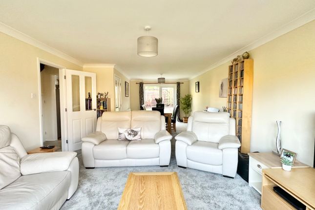 2, St Johns Road, Bexhill-on-Sea photo 4