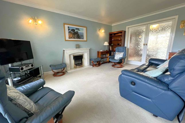 3, Halford Place, Cleveleys photo 2