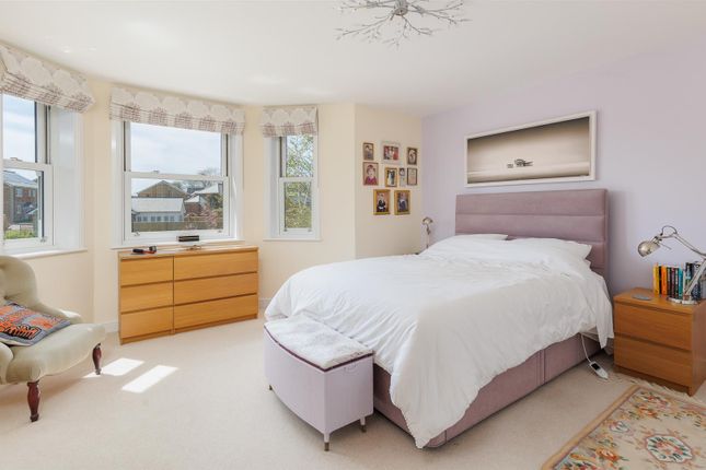 4, Deauville Avenue, Cowes photo 4