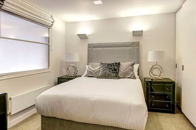 Flat 1, 161, Fulham Road, London photo 4