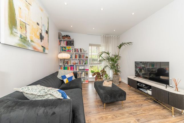 Flat Flat 11, Cadogan House, Rose Kiln Lane, Reading photo 4