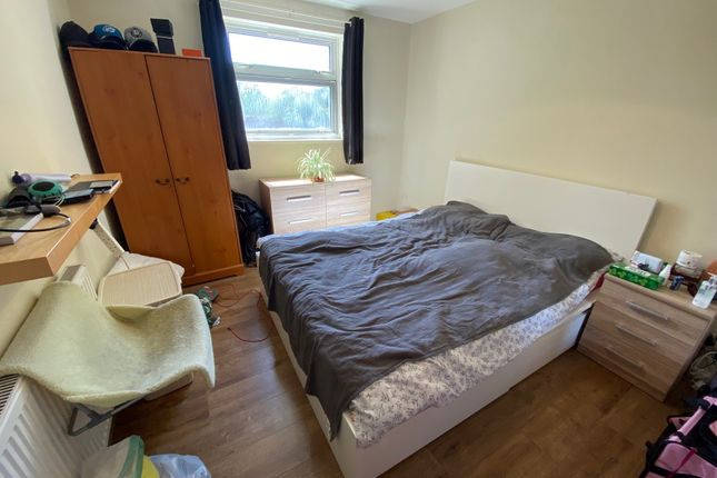 26, Stevenage photo 5