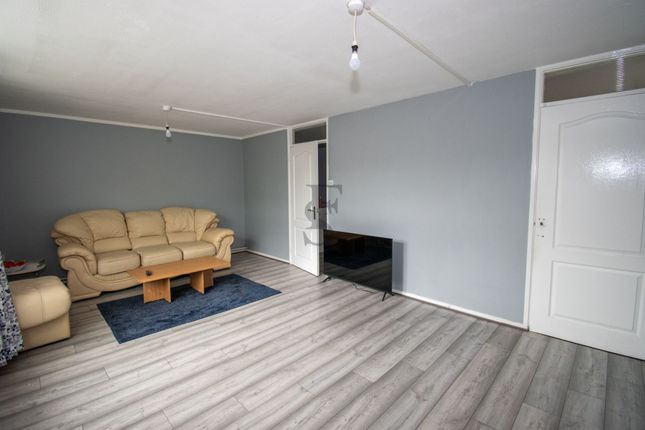 303 Kashmir Road, Leicester photo 4