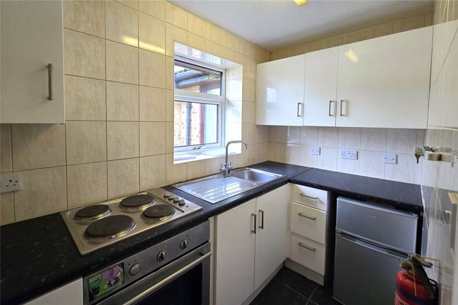 51, Northcote Road, Ash Vale photo 3