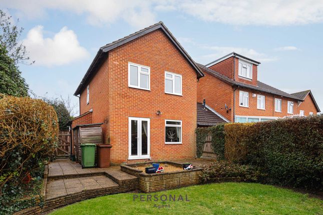 Link-detached house to rent in Cardinal Close, Worcester Park