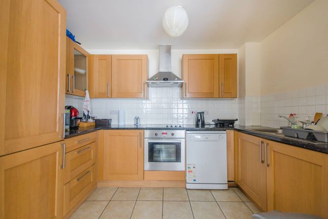 Thumbnail Flat to rent in Sherwood Gardens, Isle Of Dogs, London