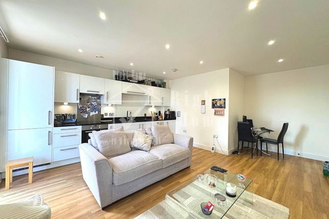 47 COSGROVE HOUSE, WEMBLEY photo 4