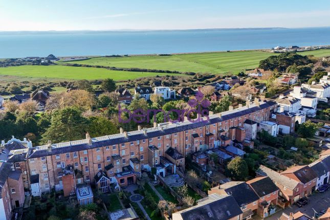 Flat E, 7, Crescent Road, Gosport photo 2