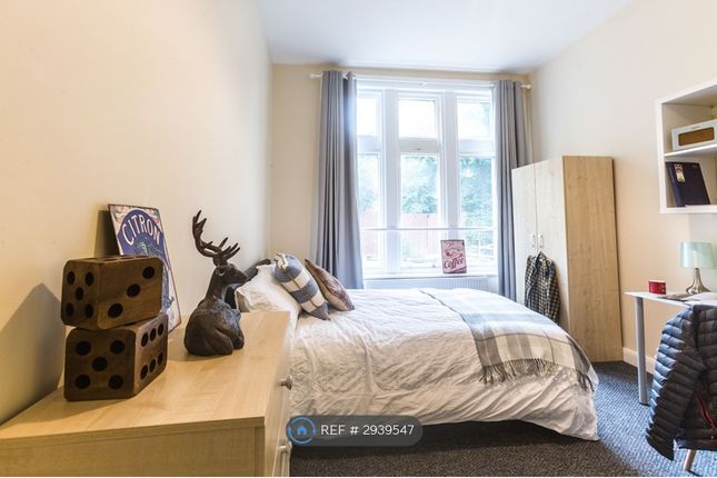 The Vicarage, Highroyd House Highroyd Lane, Huddersfield photo 5