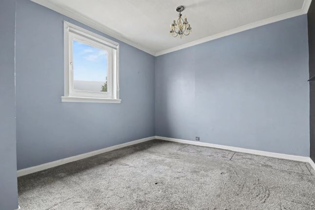 24, York Road, Greenock photo 5