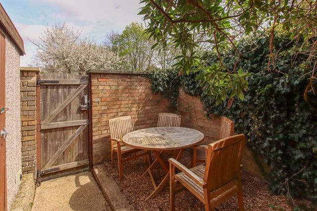 End terrace house for sale in Faversham Close, Tring