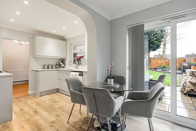 215, Whalley Drive, Milton Keynes photo 4