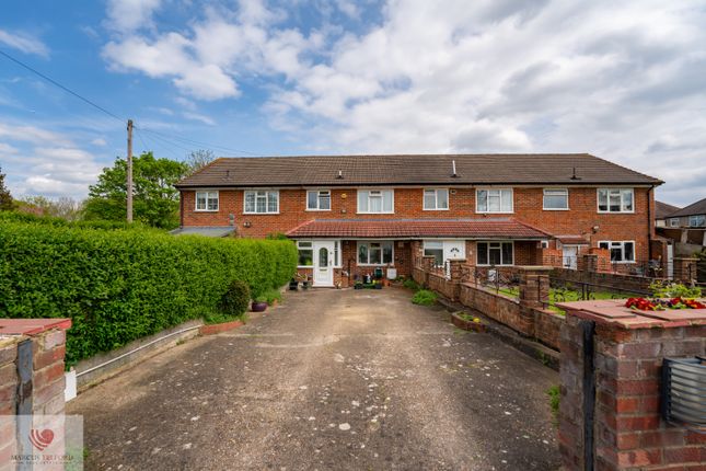 Thumbnail Terraced house for sale in The Orchard, Hounslow