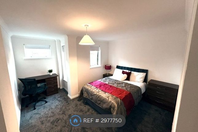 Flat, Coopers Well St, Glasgow photo 3