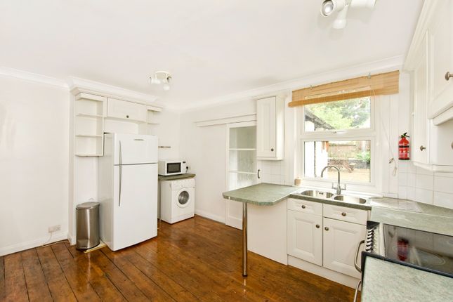 23, Park End, Bromley photo 3