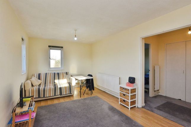 3, The Boundary, Milton Keynes photo 4