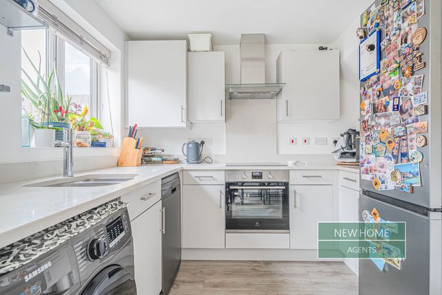 8, Trefoil Way, Bristol photo 5